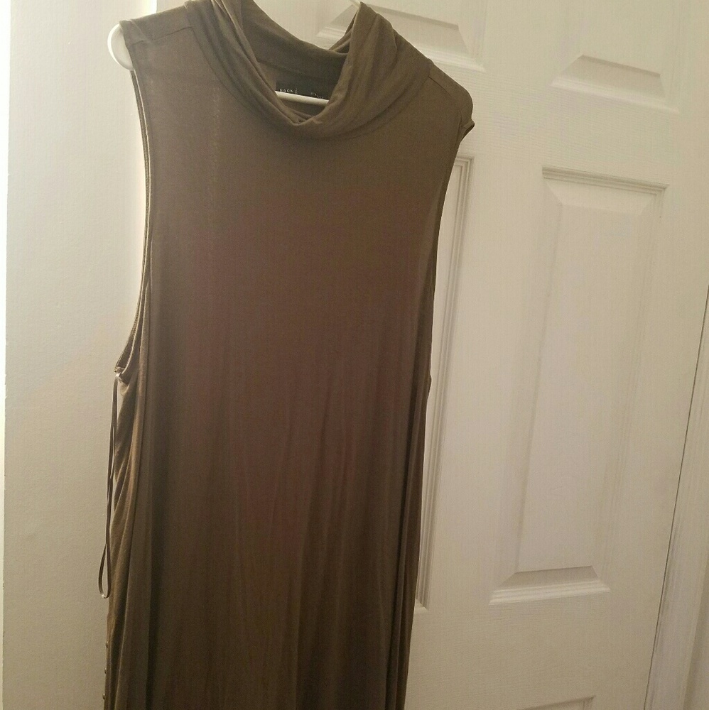 Cowl neck tunic